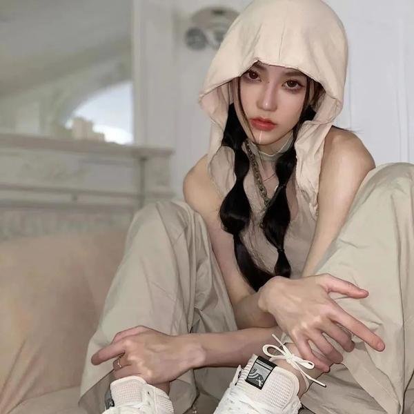 脸庞，村庄